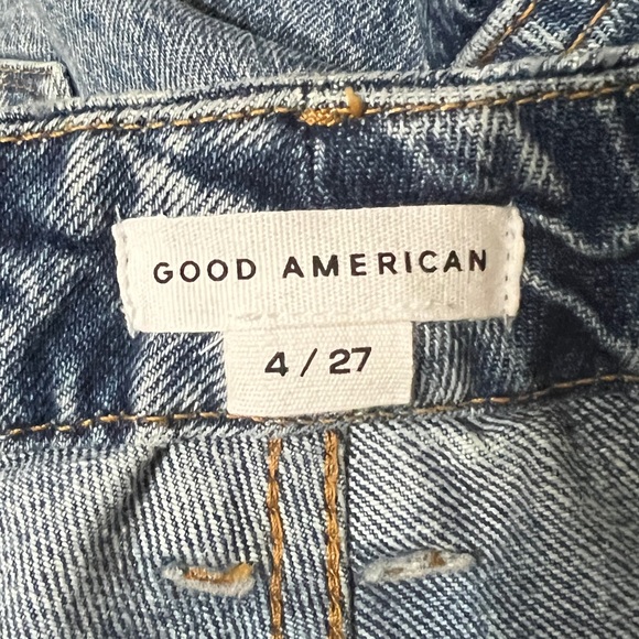 Good American Good Boy Shredded High Waist Boyfriend Jeans in Blue (4) - Picture 12 of 15